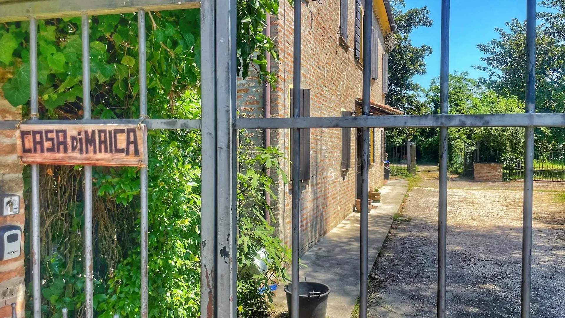 A Casa Di Maica Bed & Breakfast Ferrara